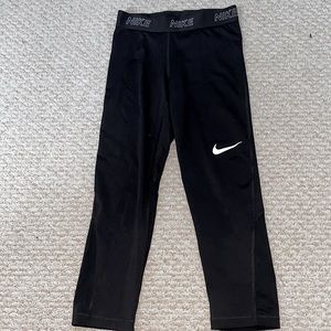 Nike DRI-FIT capri leggings
